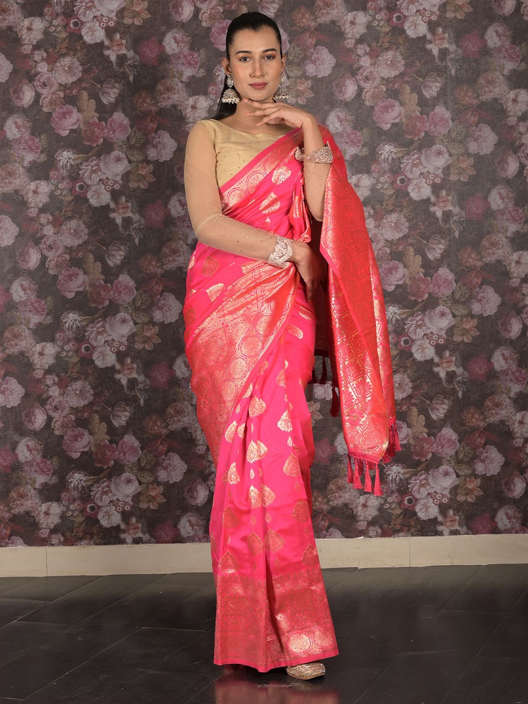 

ODETTE Ethnic Motifs Zari Saree, Pink