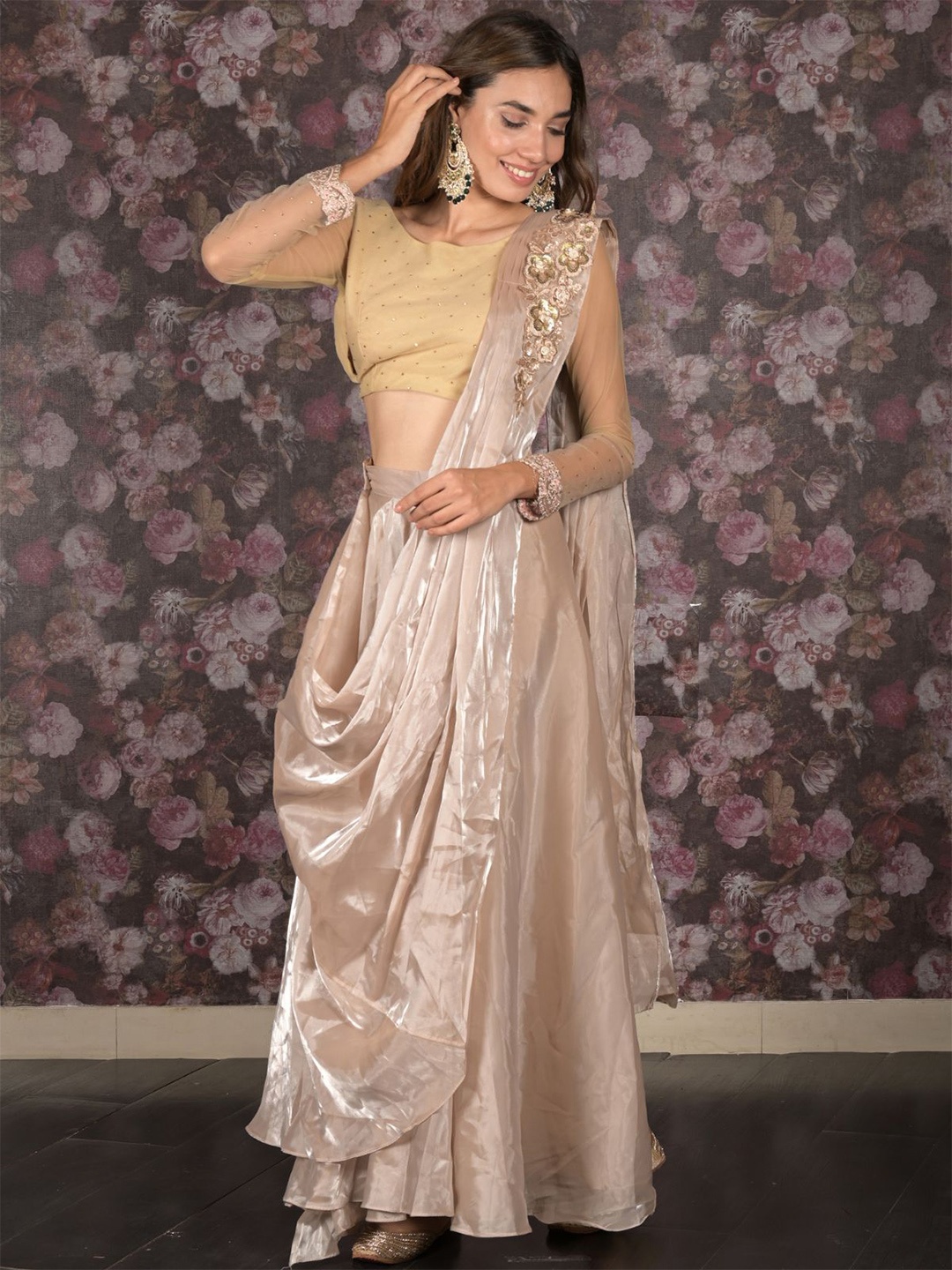 

ODETTE Embellished Organza Saree, Gold