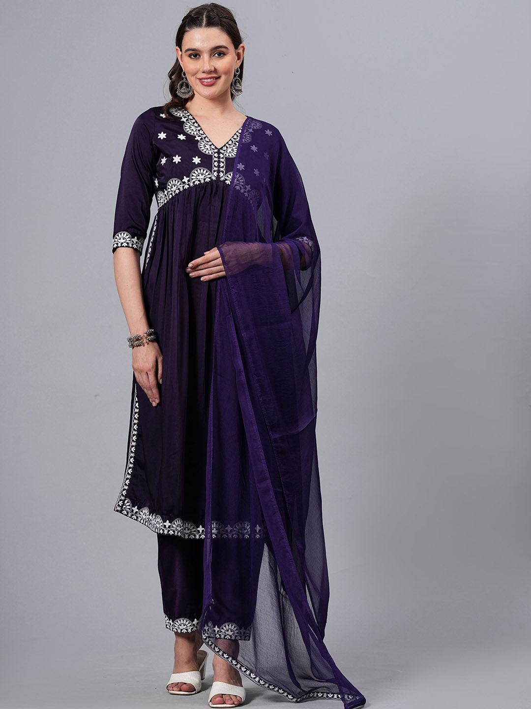 

NEW4U Ethnic Motifs Embroidered Regular Thread Work A-Line Kurta With Palazzos & Dupatta, Purple