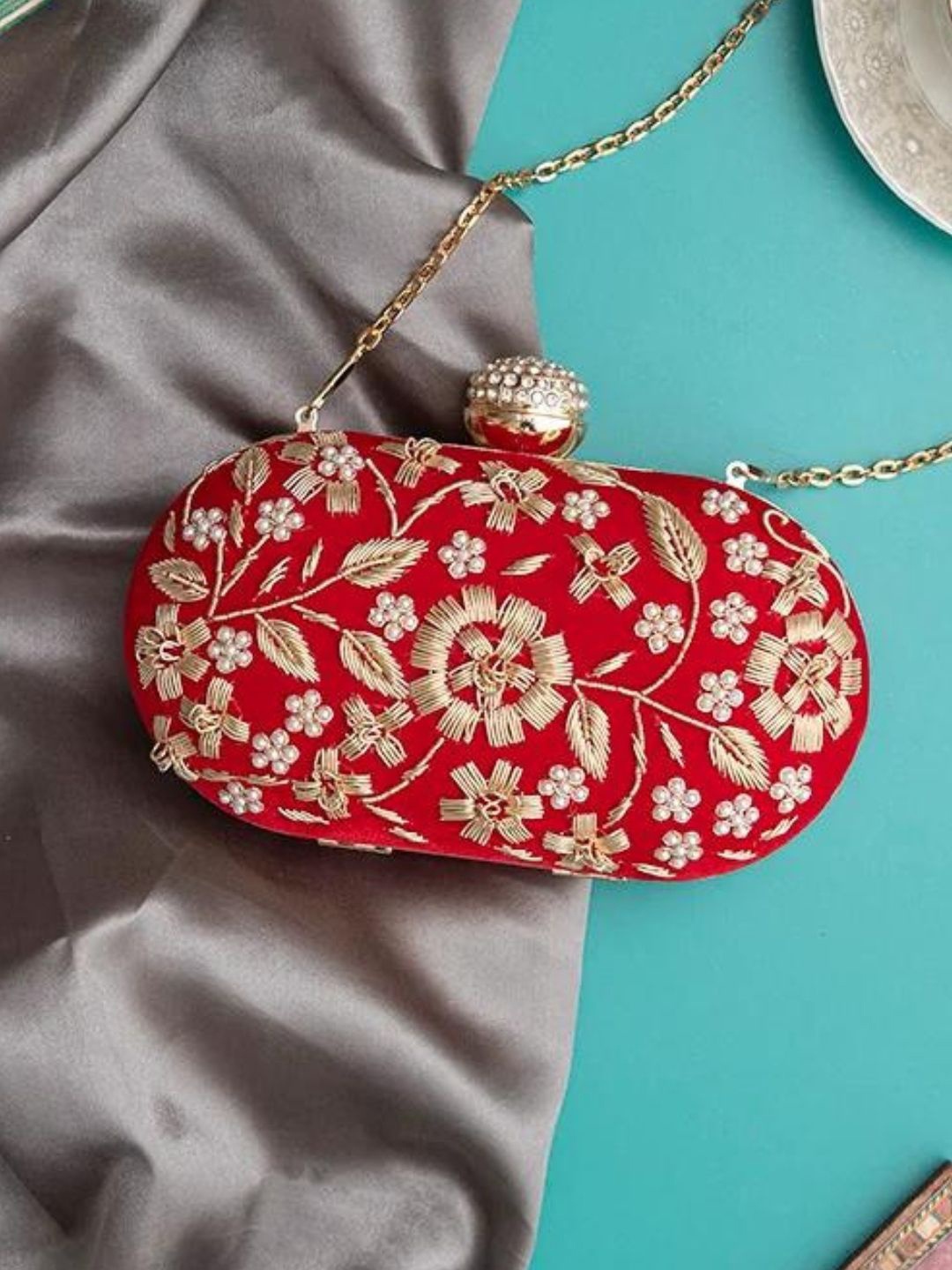

THE TAN CLAN Baiza Embroidered Box Clutch, Red
