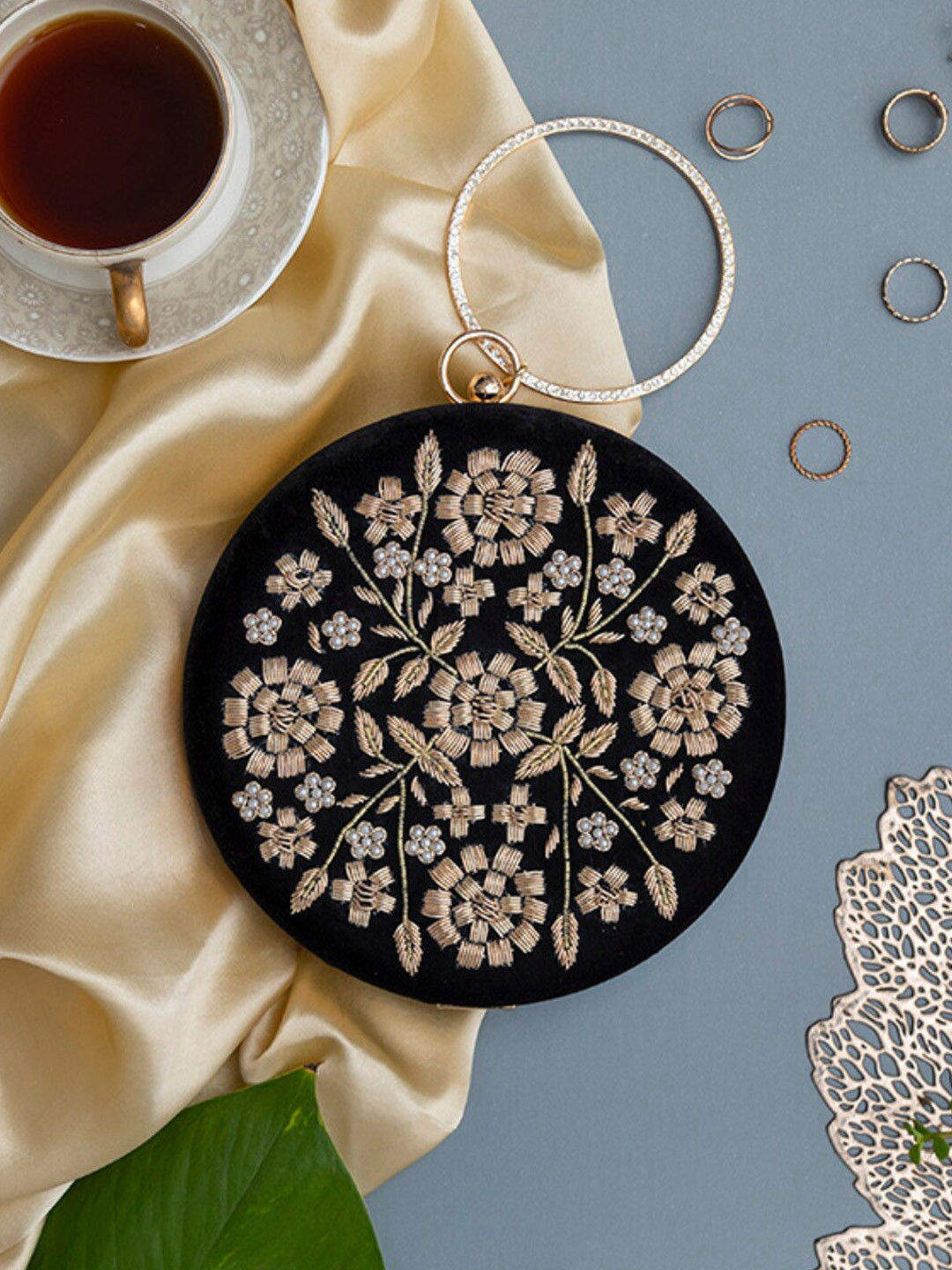 

THE TAN CLAN Shalimar Embroidered Box Clutch, Black