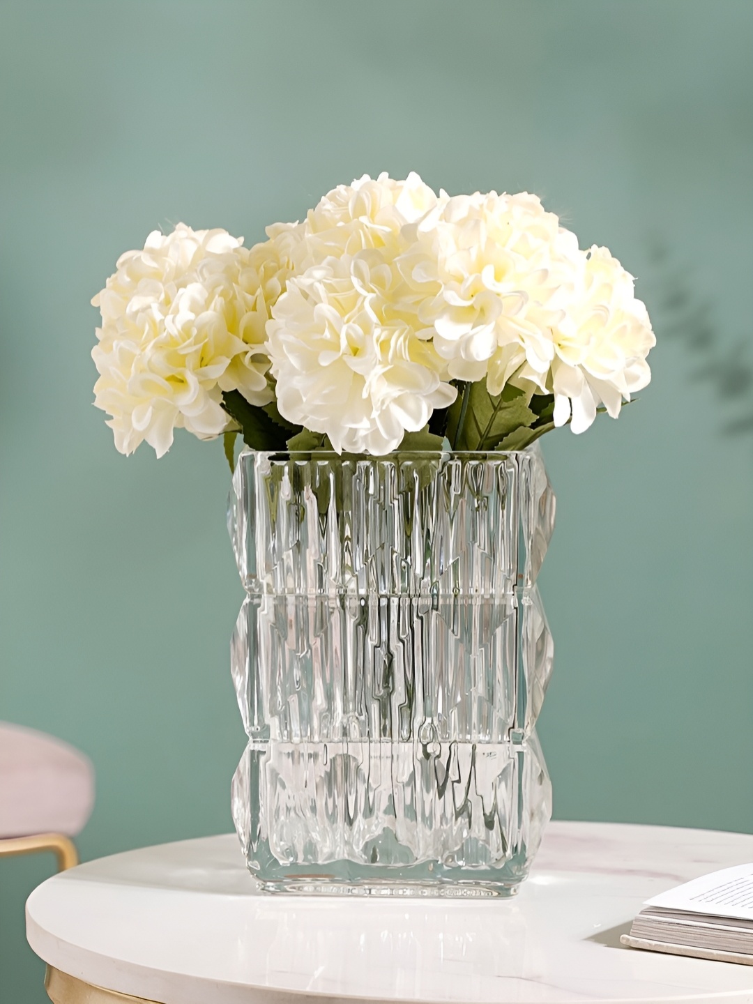 

Nestasia Transparent Ribbed Glass Vase