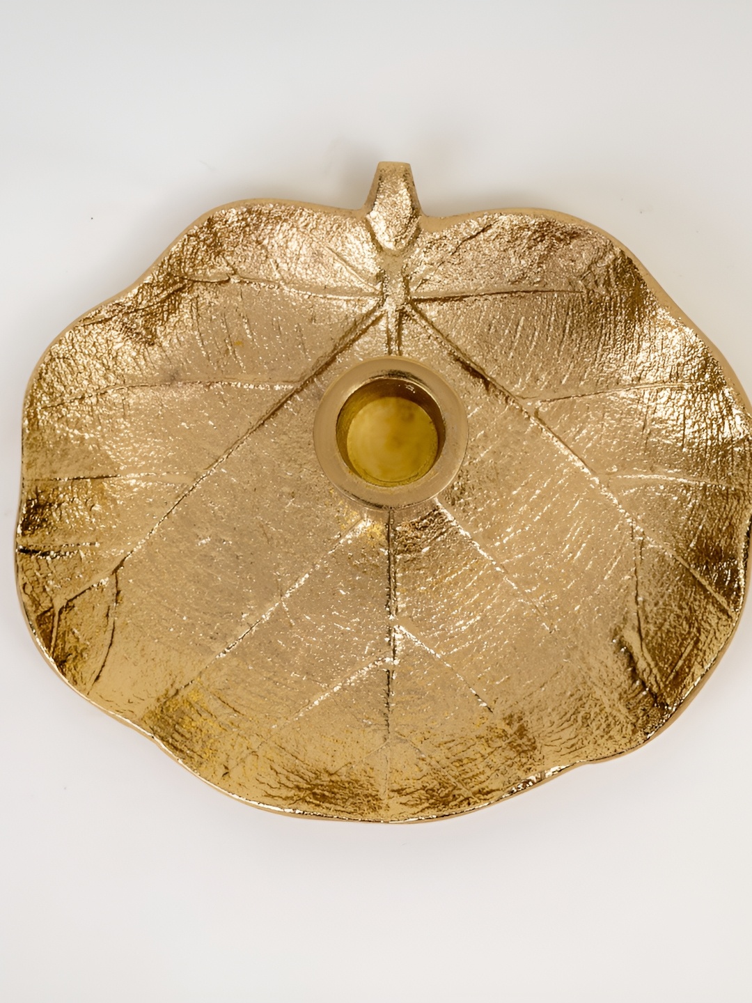 

KANIRY ARTISE OF NOVELTY Gold-Toned Hazel Candle Holders