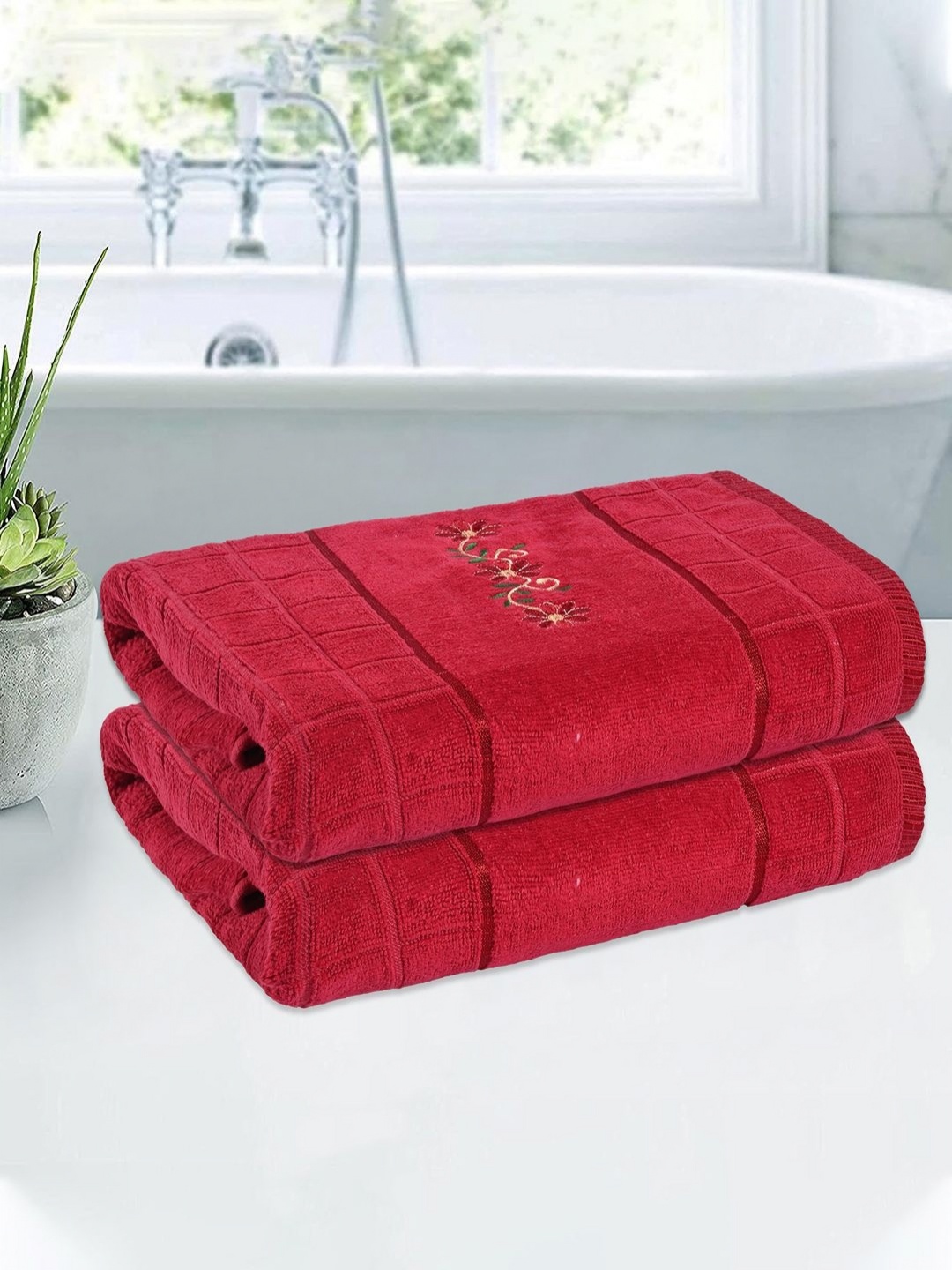 

Kuber Industries Red & Green 2 Pieces Embroidery Cotton 144 GSM Bath Towels