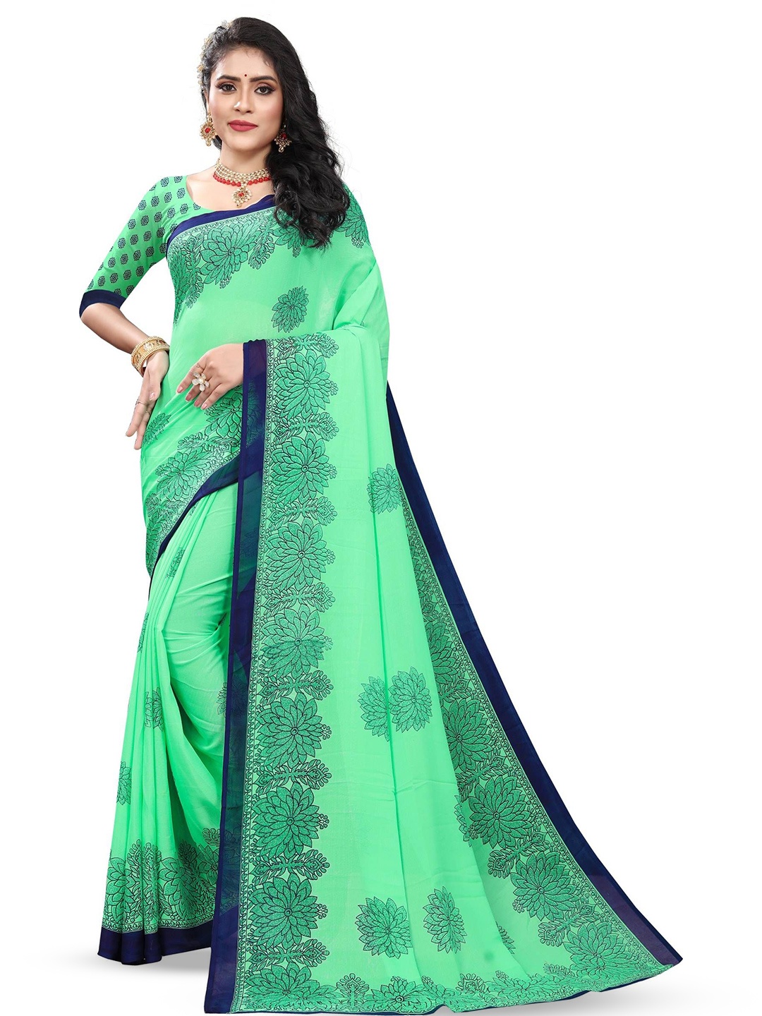 

RUNAYA NX Floral Pure Georgette Saree, Green