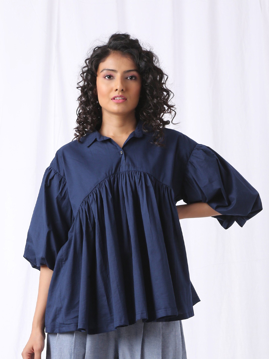 

VASSTRAM Shirt Collar Puff Sleeve Cotton Top, Blue