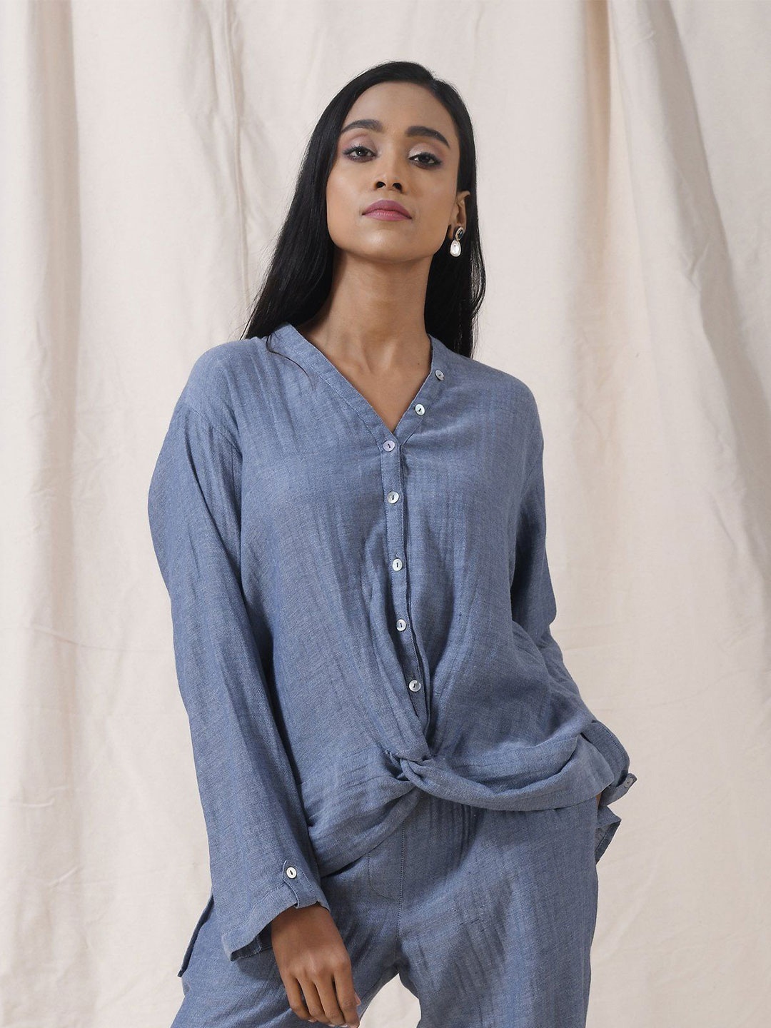 

VASSTRAM Cotton Twist Knot V-Neck Top, Blue