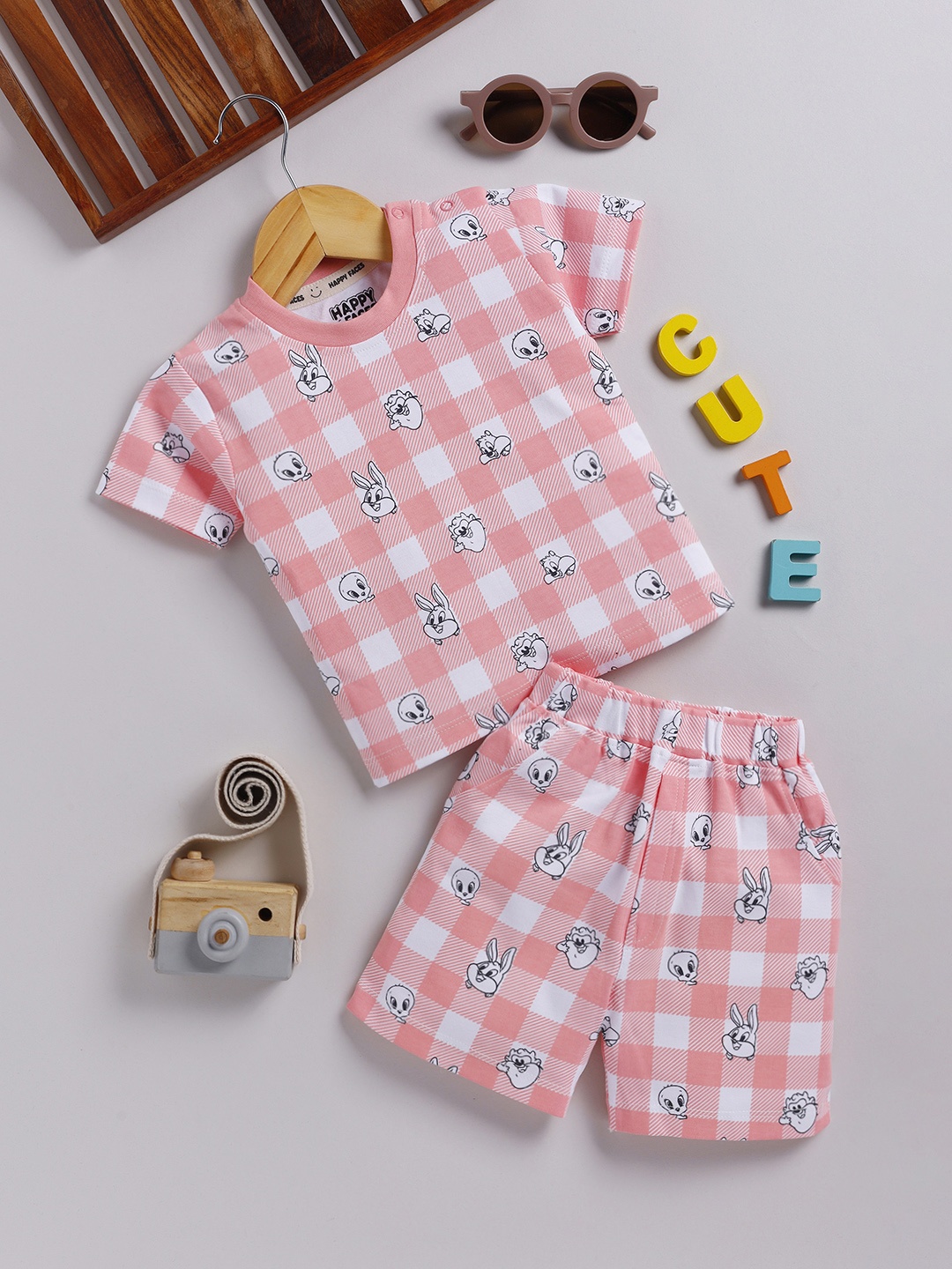 

Happy Faces Boys Pure Cotton Looney Tunes Printed T-shirt with Shorts, Pink