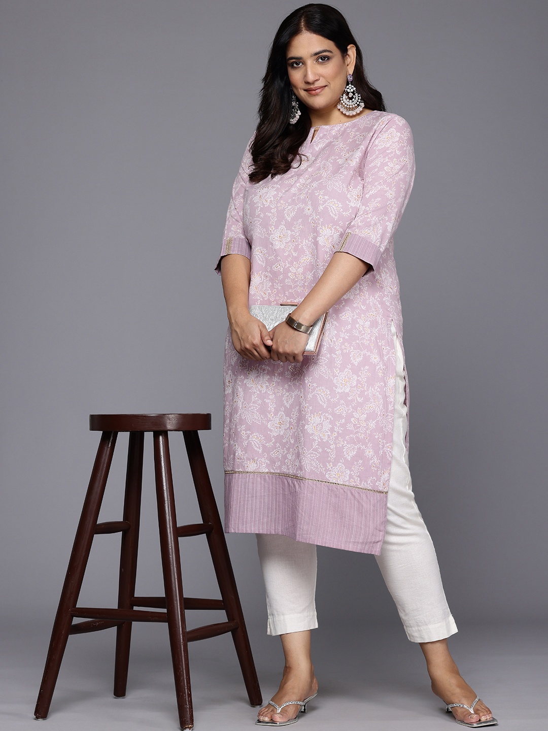 

A PLUS BY AHALYAA Plus Size Floral Printed Pure Cotton Kurta, Lavender