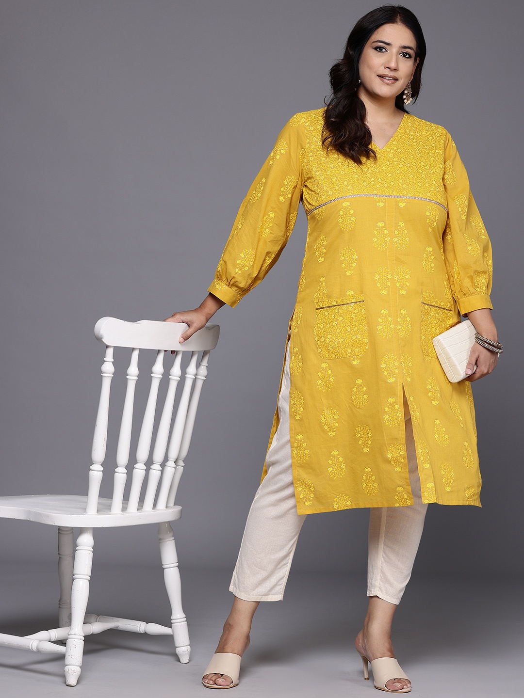 

A PLUS BY AHALYAA Plus Size Floral Printed Pure Cotton Kurta, Mustard