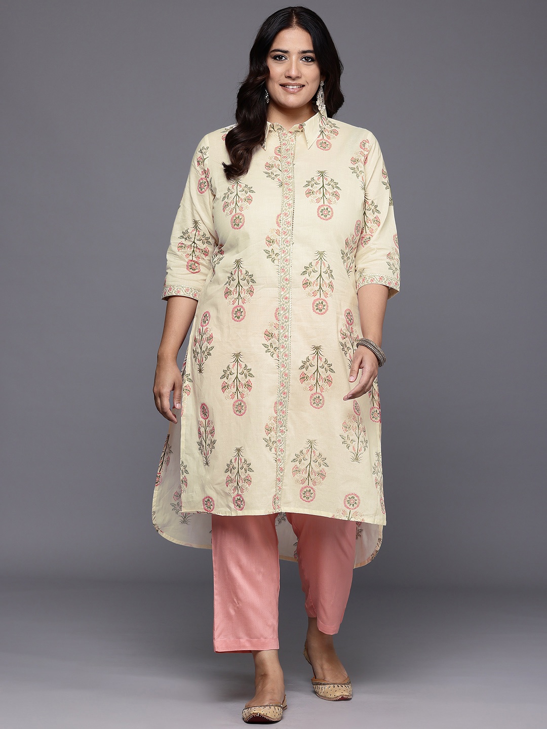 

A PLUS BY AHALYAA Plus Size Floral Printed Gotta Patti Pure Cotton Kurta, Off white