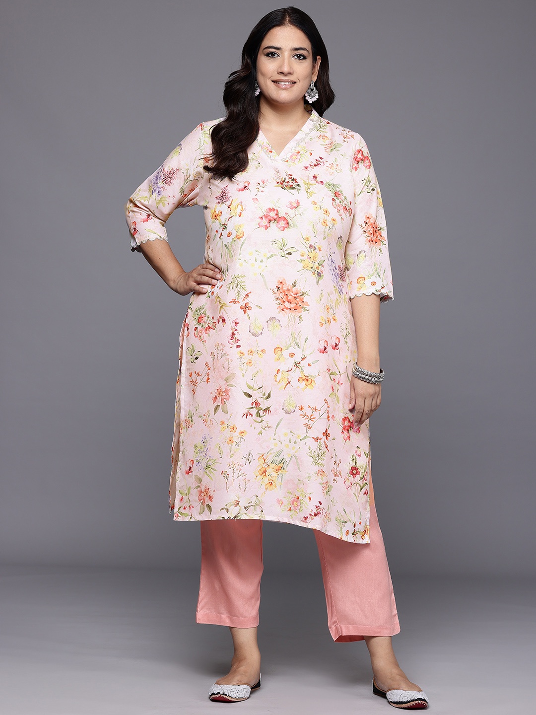 

A PLUS BY AHALYAA Plus Size Floral Printed Gotta Patti Floral Kurta, Pink
