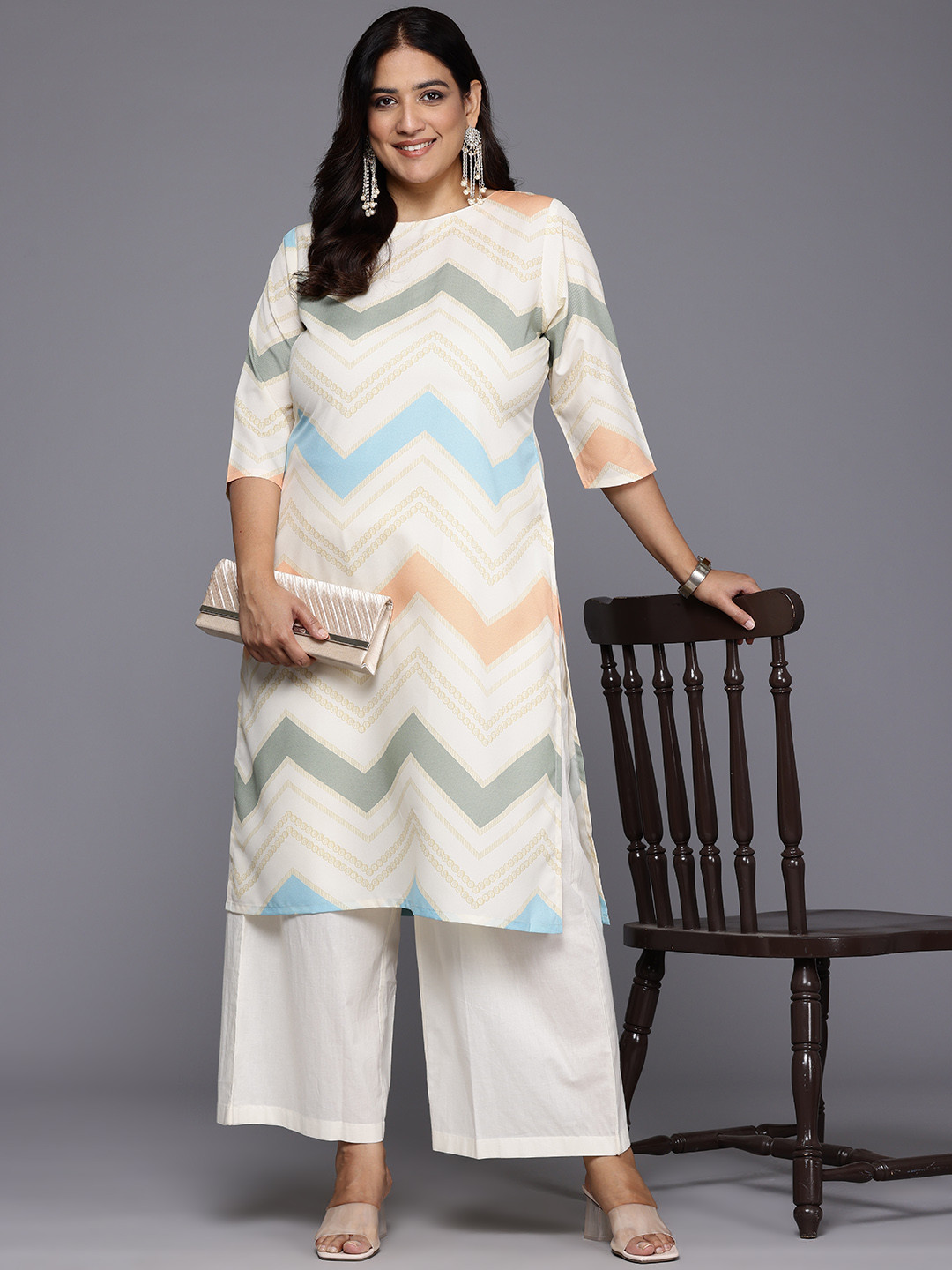 

A PLUS BY AHALYAA Plus Size Chevron Printed Crepe Kurta, Multi