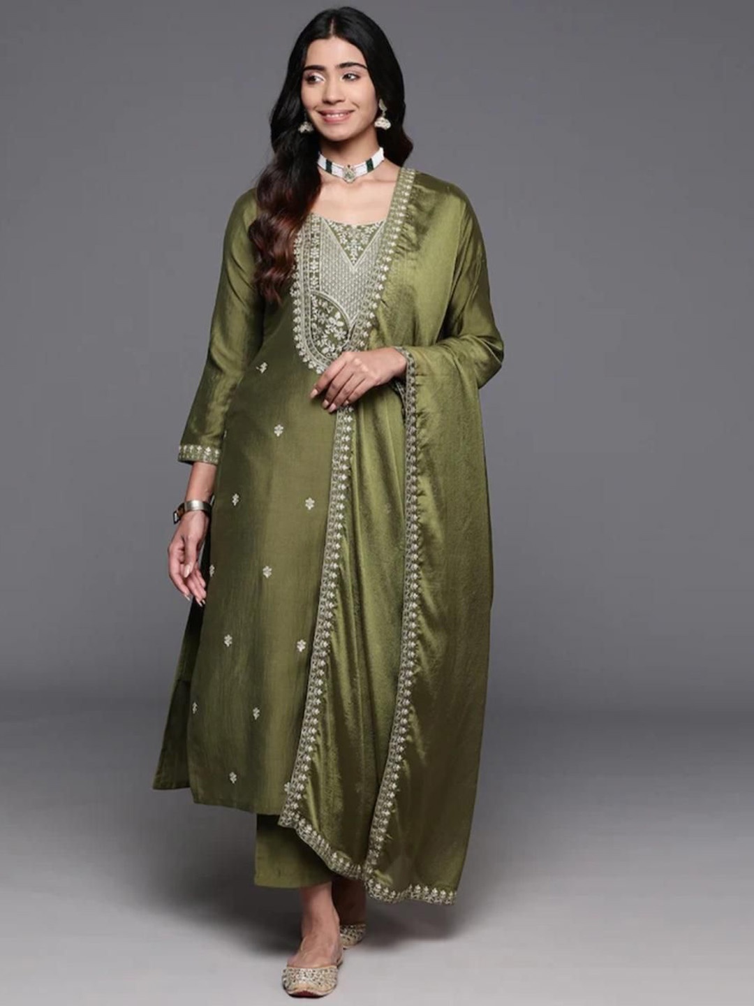 

BAESD Ethnic Motifs Embroidered Kurta with Trousers & Dupatta, Green