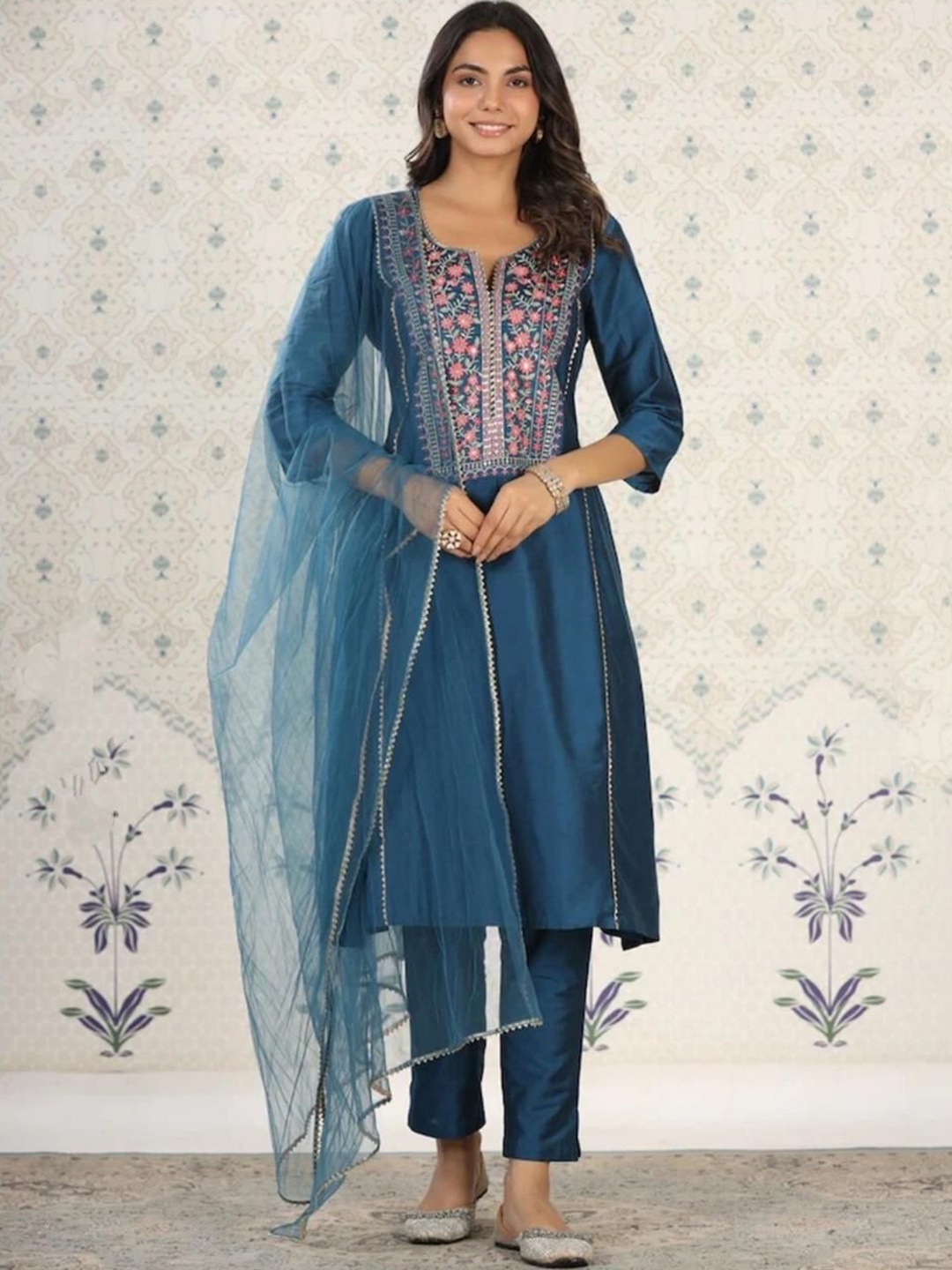 

BAESD Ethnic Motifs Embroidered Chanderi Silk Straight Kurta & Trousers & Dupatta, Teal