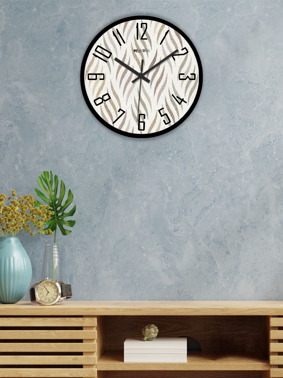 

OLIVE TREE Black & White Printed Analogue Contemporary Wall Clock