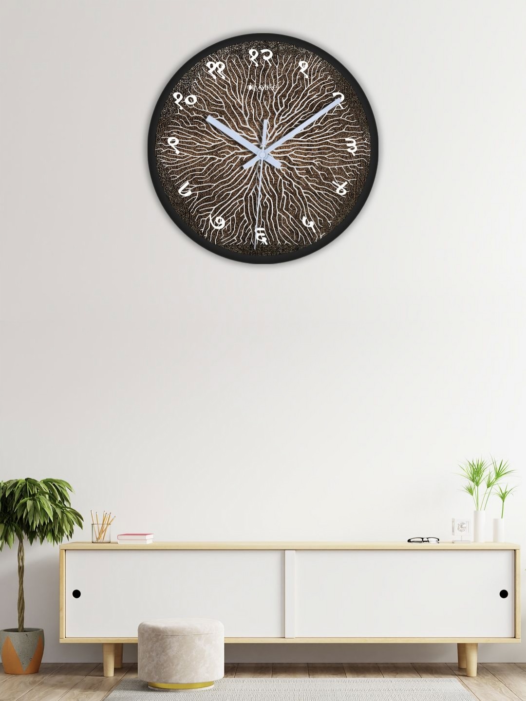 

OLIVE TREE Black & White Printed Analogue Contemporary Wall Clock