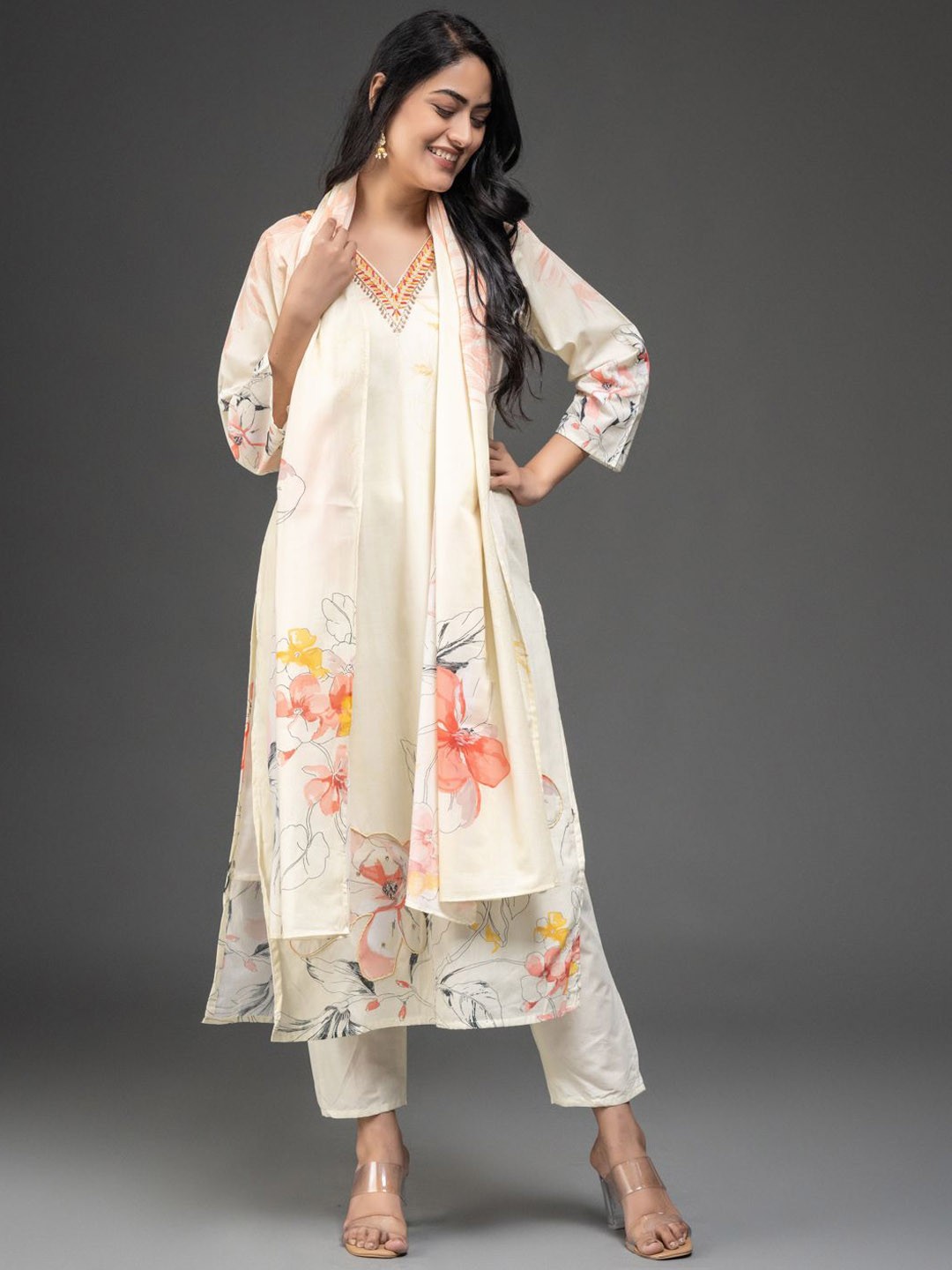 

DARIAN Floral Embroidered Regular Thread Work Pure Cotton Kurta with Trousers & Dupatta, White