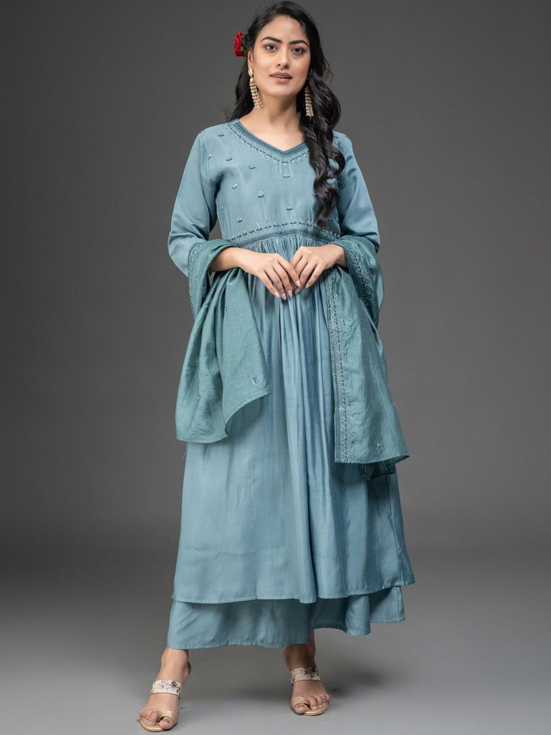 

DARIAN Ethnic Motifs Embroidered Regular Kurta with Trousers & Dupatta, Blue