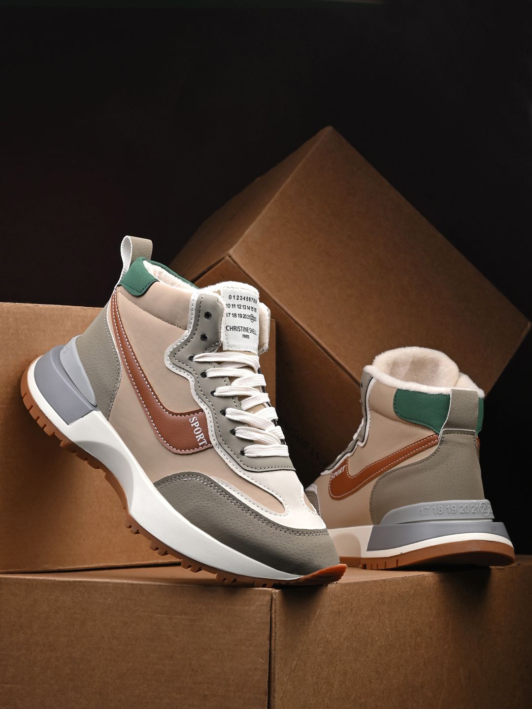 

The Roadster Lifestyle Co. Women White Running Shoes