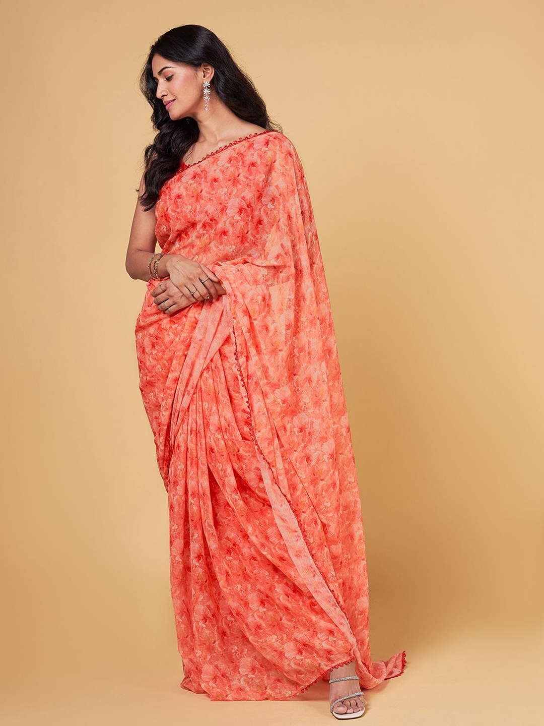

Saaki Floral Printed Saree, Pink
