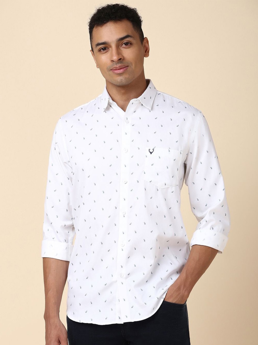 

Allen Solly Slim Fit Floral Printed Spread Collar Pure Cotton Casual Shirt, White