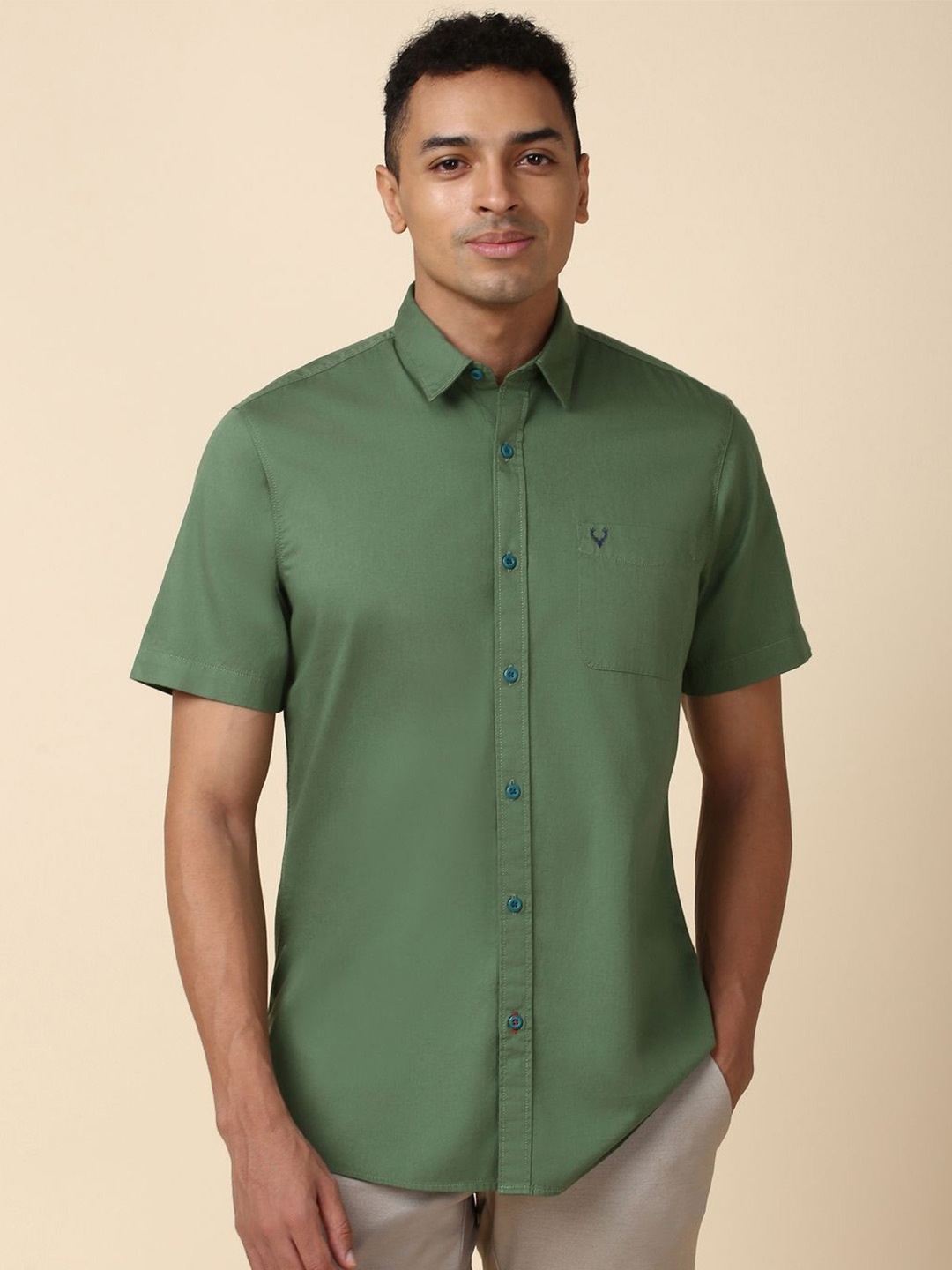 

Allen Solly Custom Spread Collar Pure Cotton Casual Shirt, Green