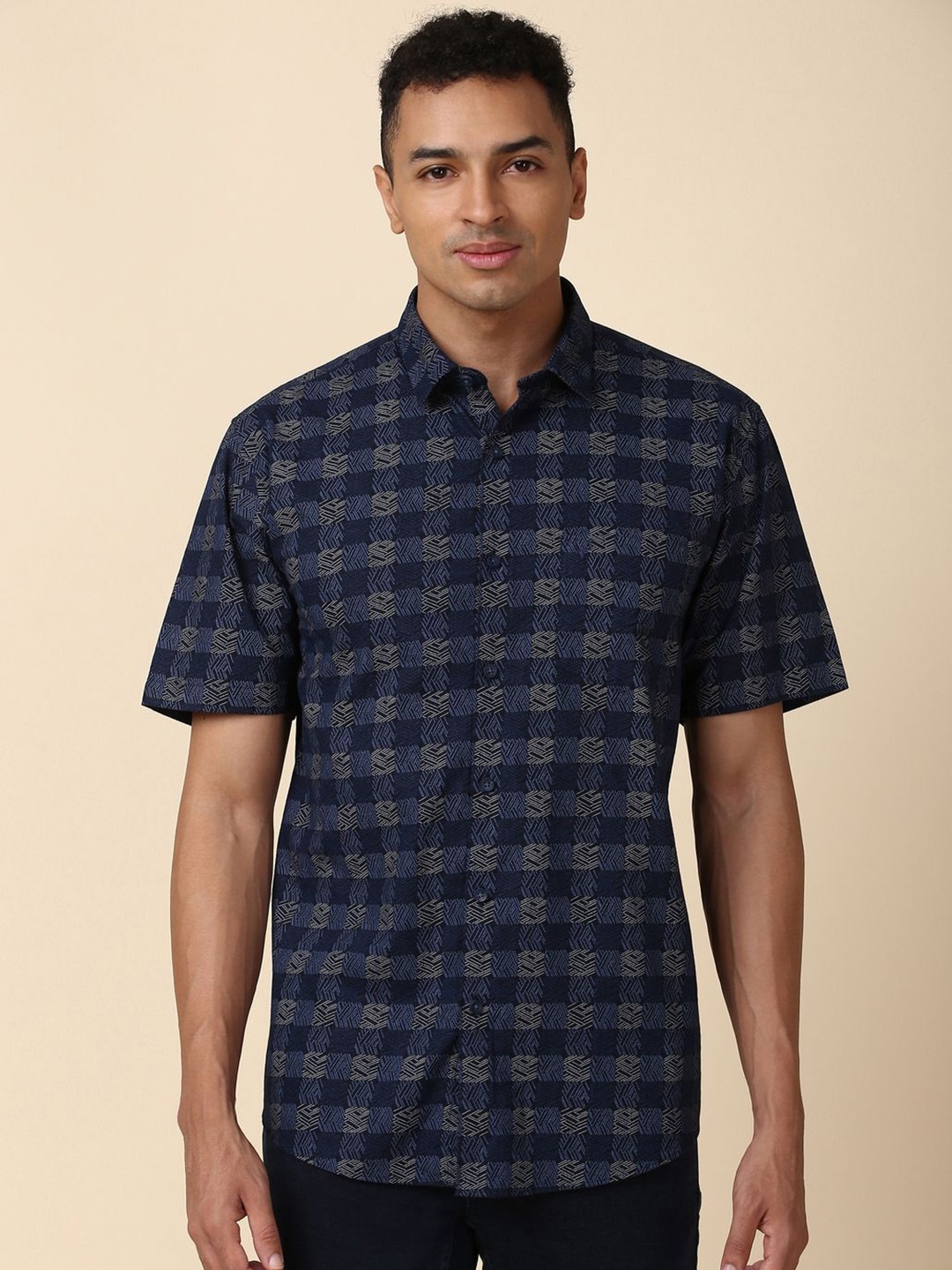 

Allen Solly Slim Fit Checked Spread Collar Pure Cotton Casual Shirt, Navy blue