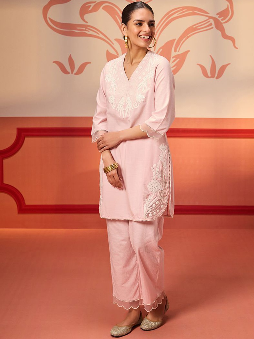 

Lakshita Ethnic Motifs Embroidered Regular Linen Kurta with Trousers, Pink