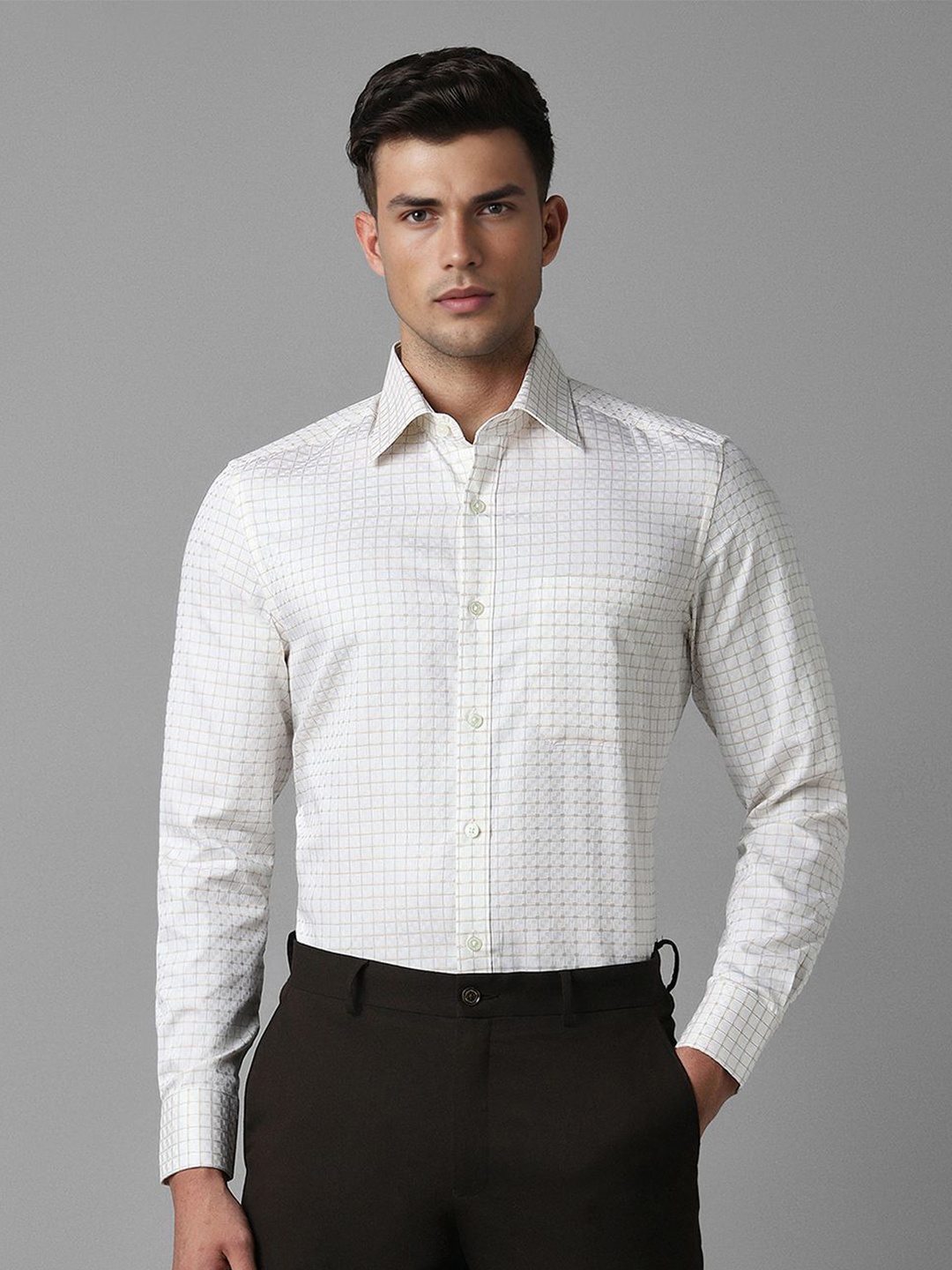 

Louis Philippe Spread Cotton Checked Cotton Formal Shirt, Cream