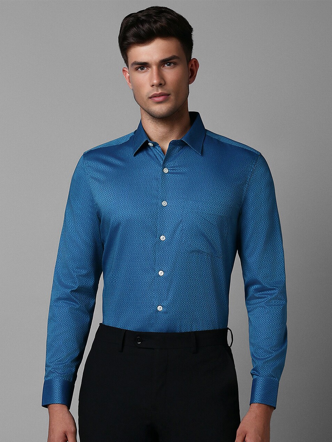 

Louis Philippe Slim Fit Textured Opaque Cotton Formal Shirt, Blue