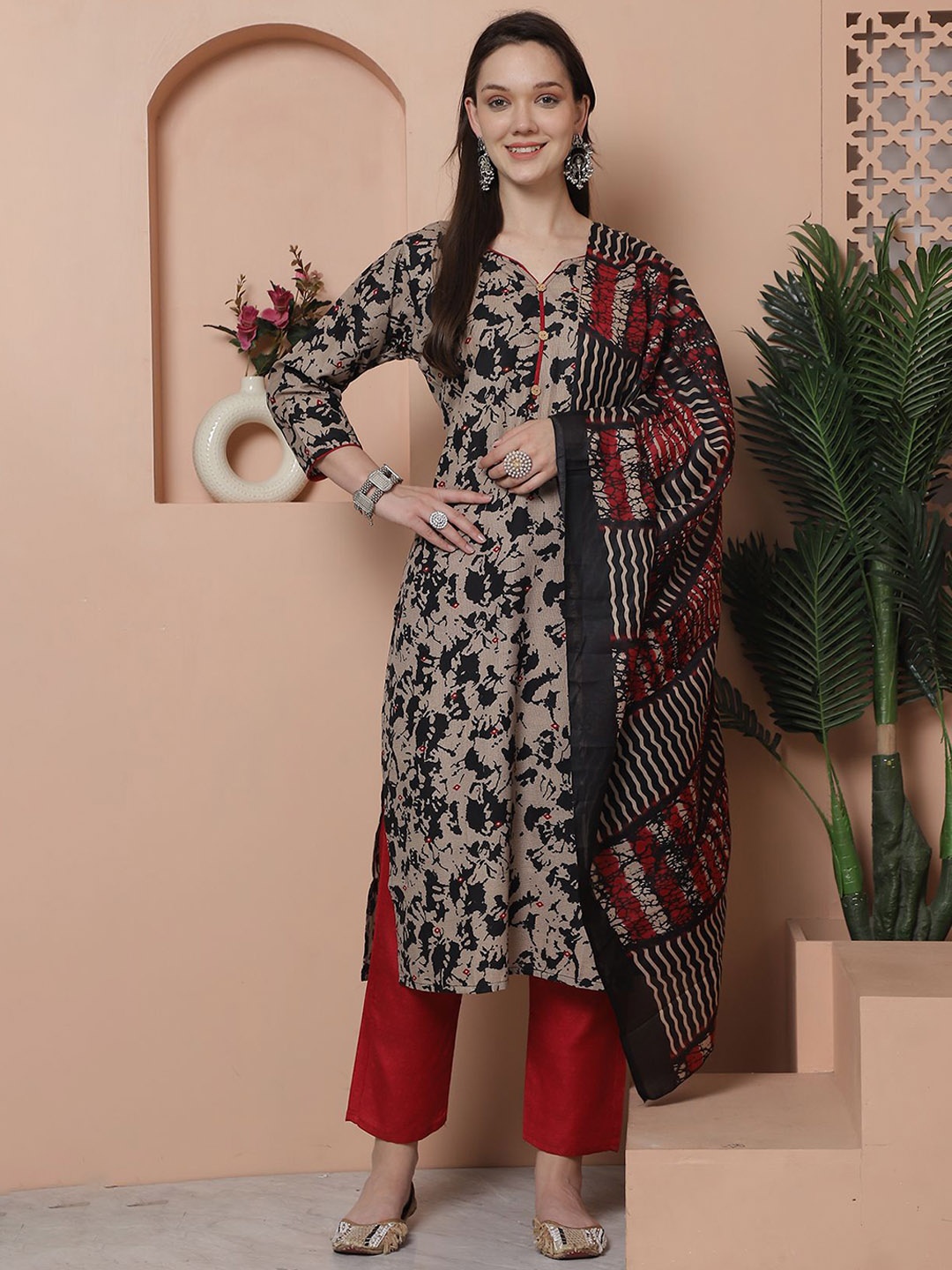 

Rajnandini Floral Printed Straight Kurta & Trousers With Dupatta, Beige