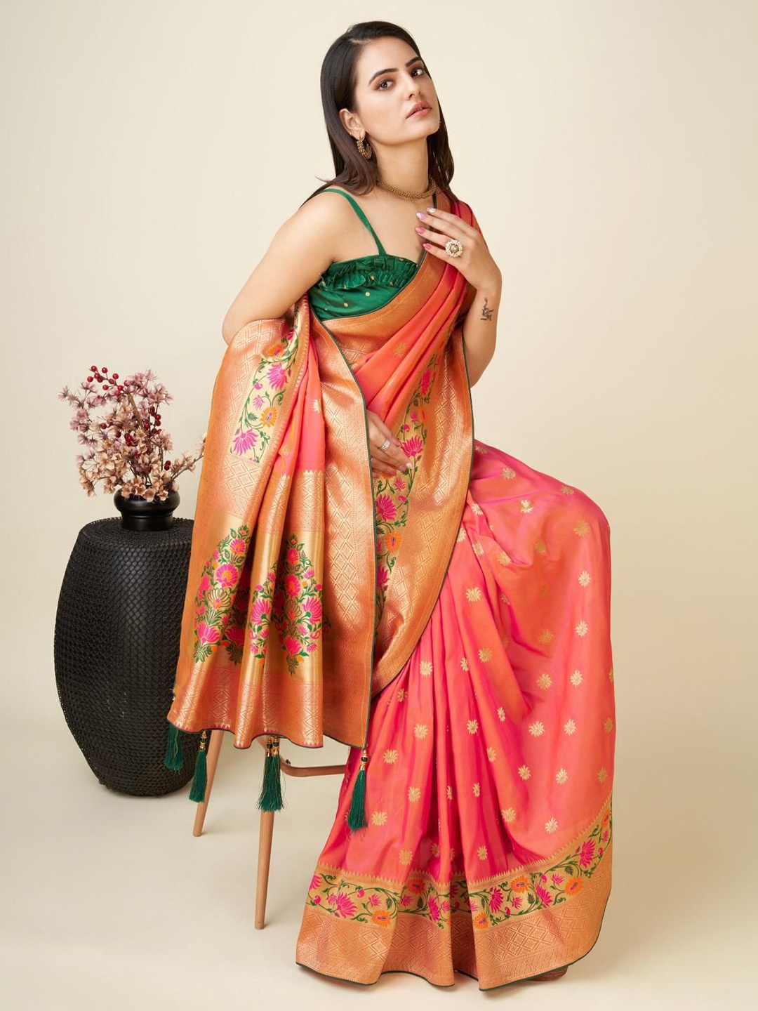 

Trendmalls Woven Design Zari Pure Silk Kanjivaram Saree, Pink