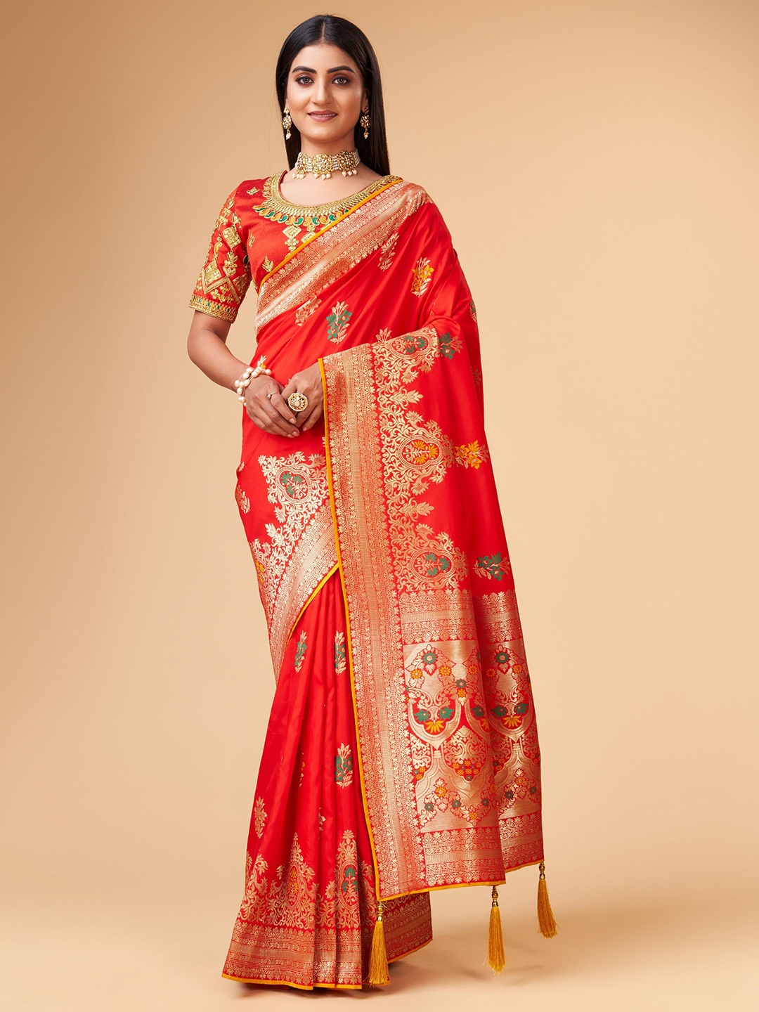 

Trendmalls Woven Design Zari Pure Silk Banarasi Saree, Red