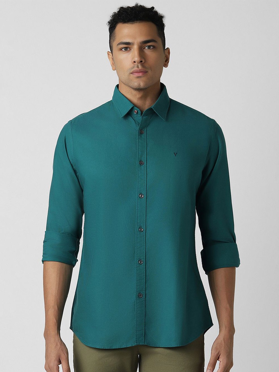 

Van Heusen Sport Spread Collar Slim Fit Cotton Casual Shirt, Green