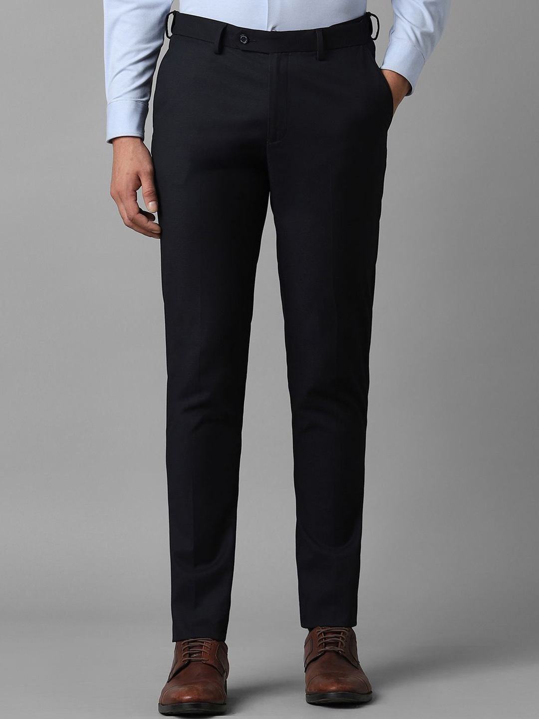 

Louis Philippe Men Slim Fit Mid Rise Formal Trousers, Black