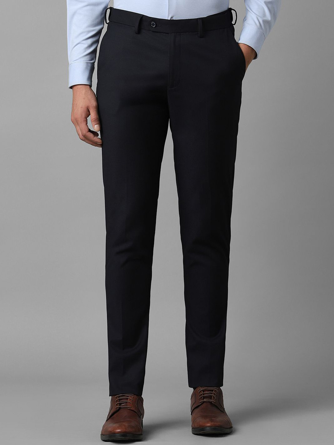 

Louis Philippe Men Slim Fit Mid Rise Formal Trousers, Black