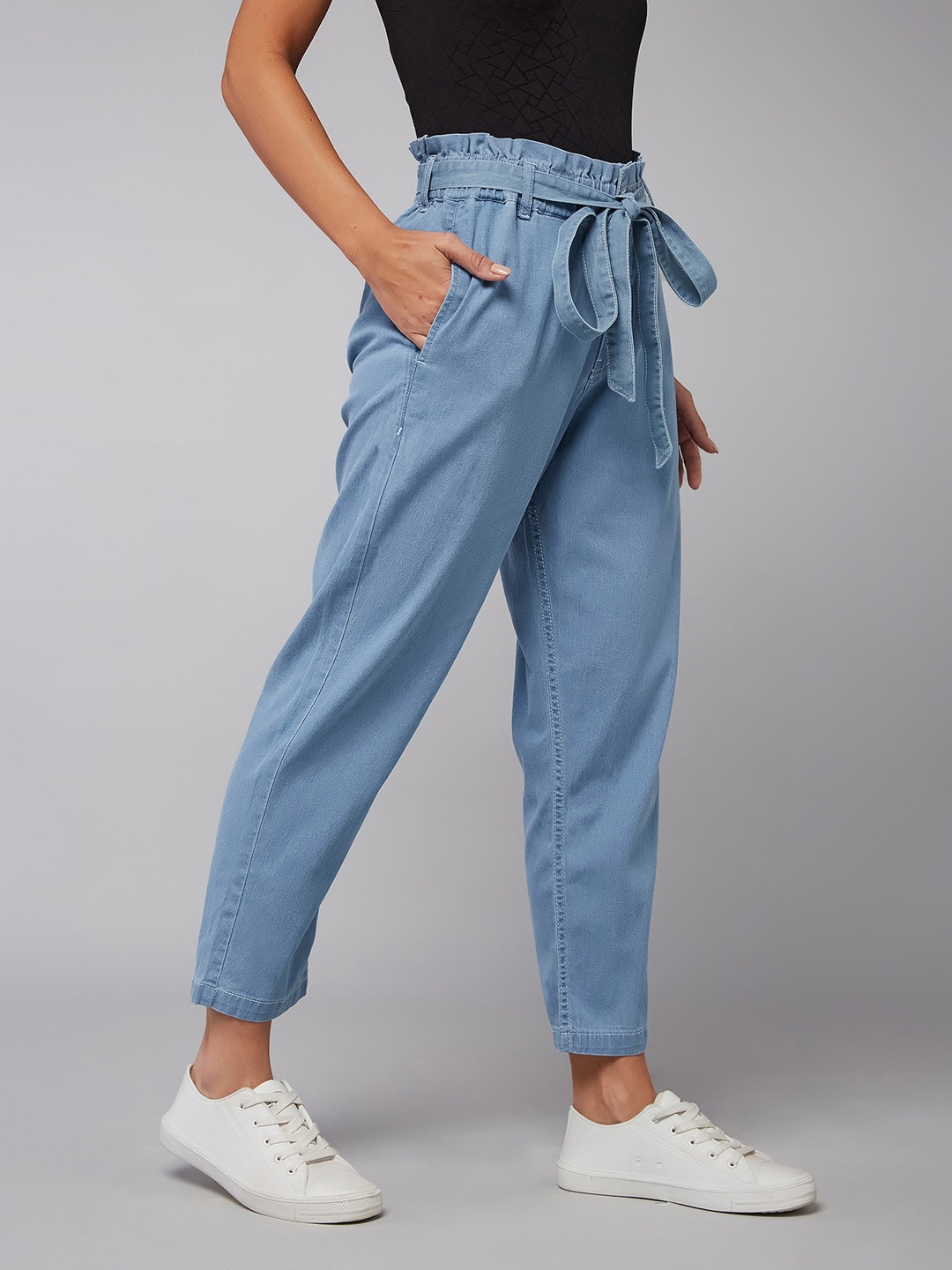 

DOLCE CRUDO Women High-Rise Clean Look Stretchable Jeans, Blue