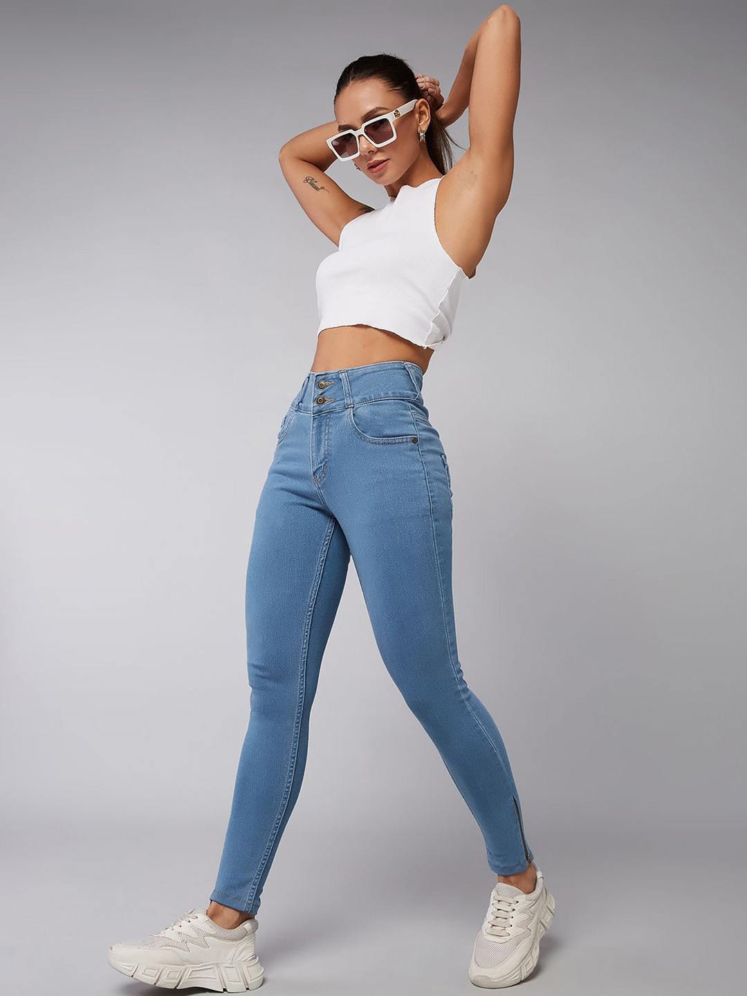 

DOLCE CRUDO Women Skinny Fit High-Rise Clean Look Stretchable Jeans, Blue