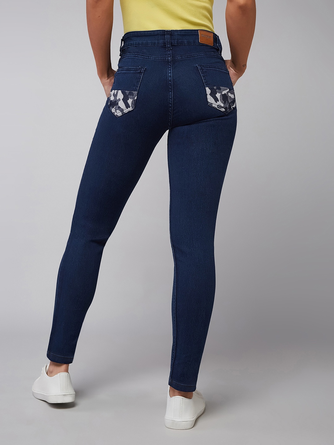 

DOLCE CRUDO Women Clean Look Mid-Rise Skinny Fit Stretchable Jeans, Navy blue