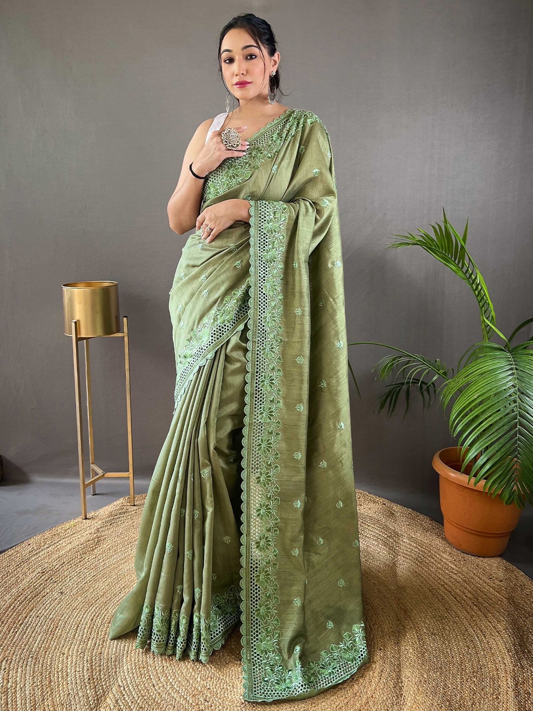 

Mitera Embellished Embroidered Saree, Green