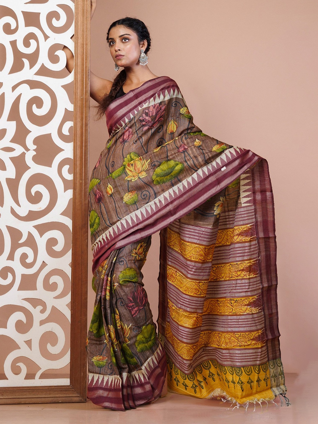 

Unnati Silks Ethnic Motifs Zari Pure Silk Handloom Tussar Saree, Brown