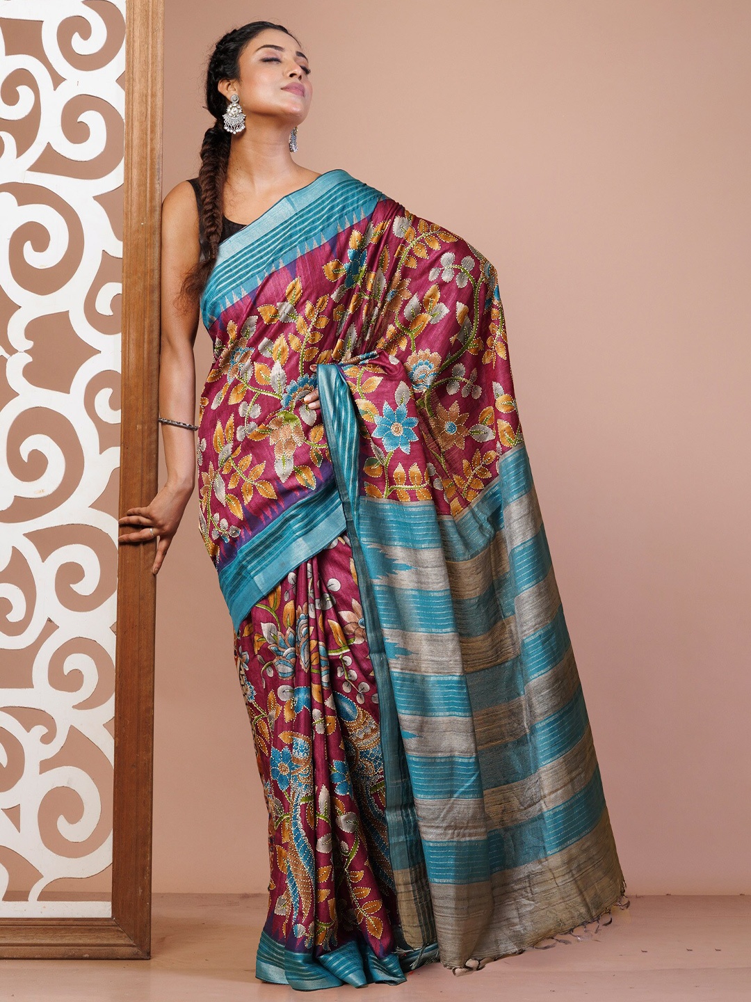 

Unnati Silks Floral Kantha Work Pure Silk Handloom Tussar Saree, Burgundy