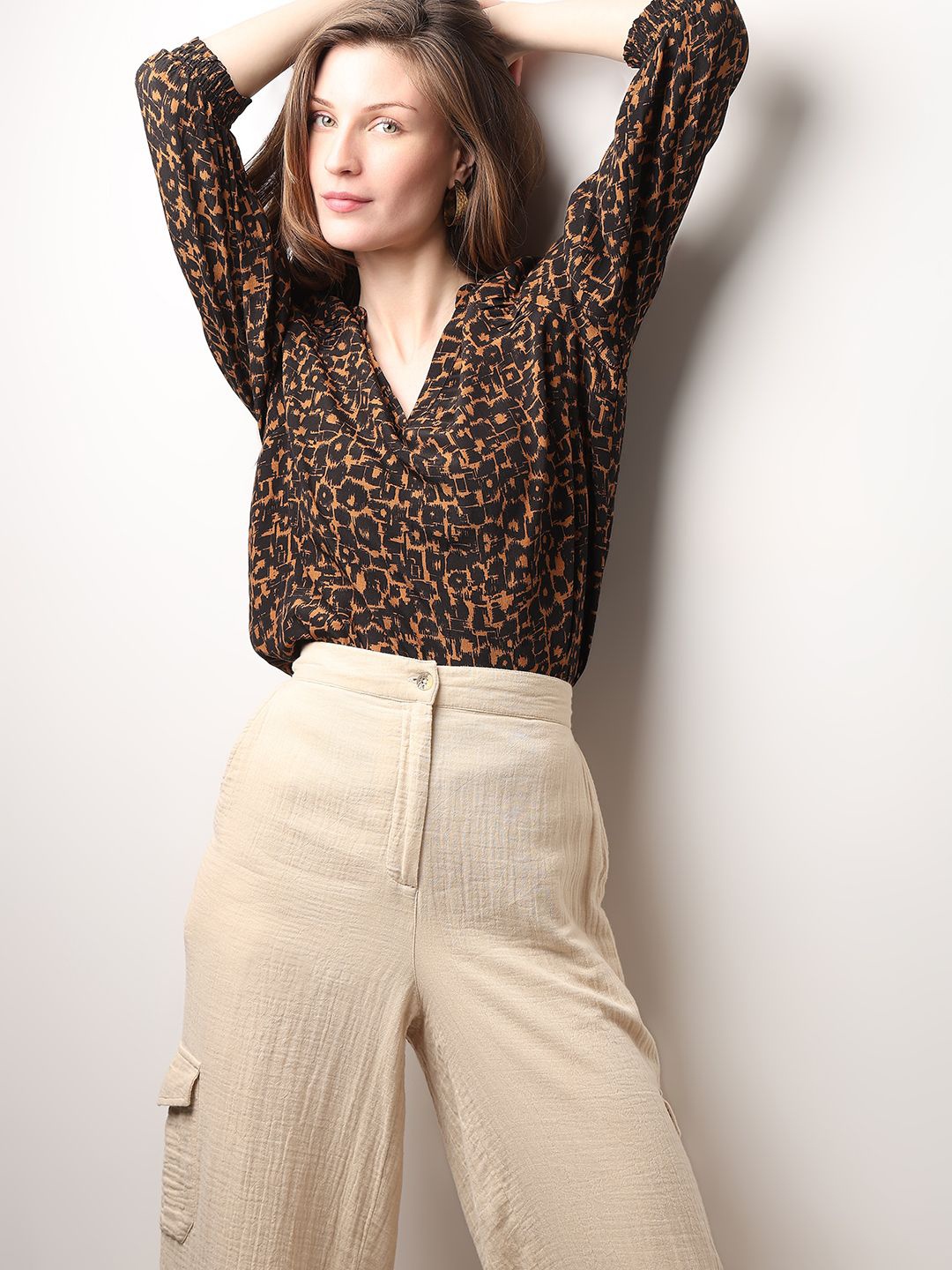 

Vero Moda Animal Printed Mandarin Collar Casual Top, Brown