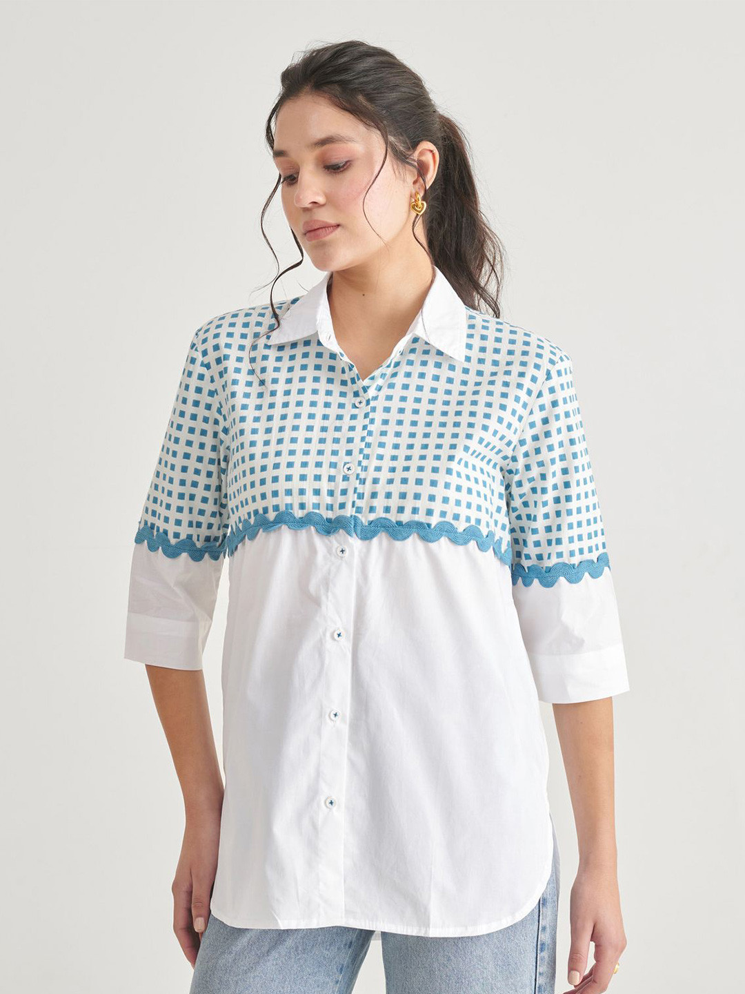 

Midsummer Geometric Printed Spread Collar Casual Shirt, White