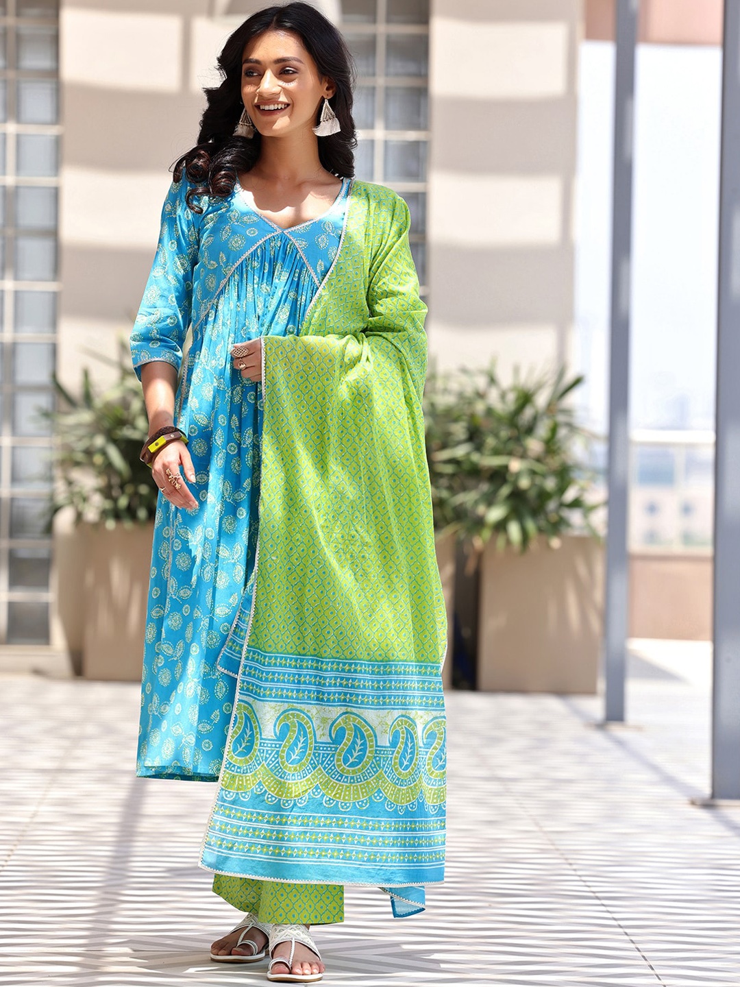 

Libas Floral Printed Pleated Gotta Patti Pure Cotton Kurta with Palazzos & With Dupatta, Blue