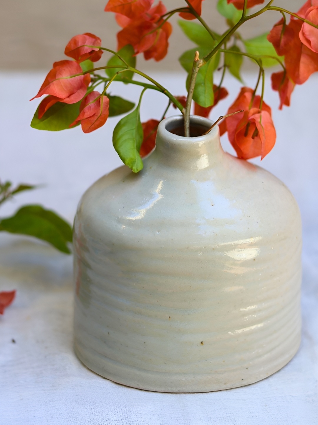 

WEAVING HOMES Grey Ceramic Flower Vase