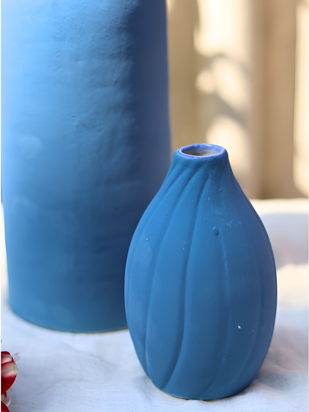 

WEAVING HOMES Blue Ceramic Glossy Vase