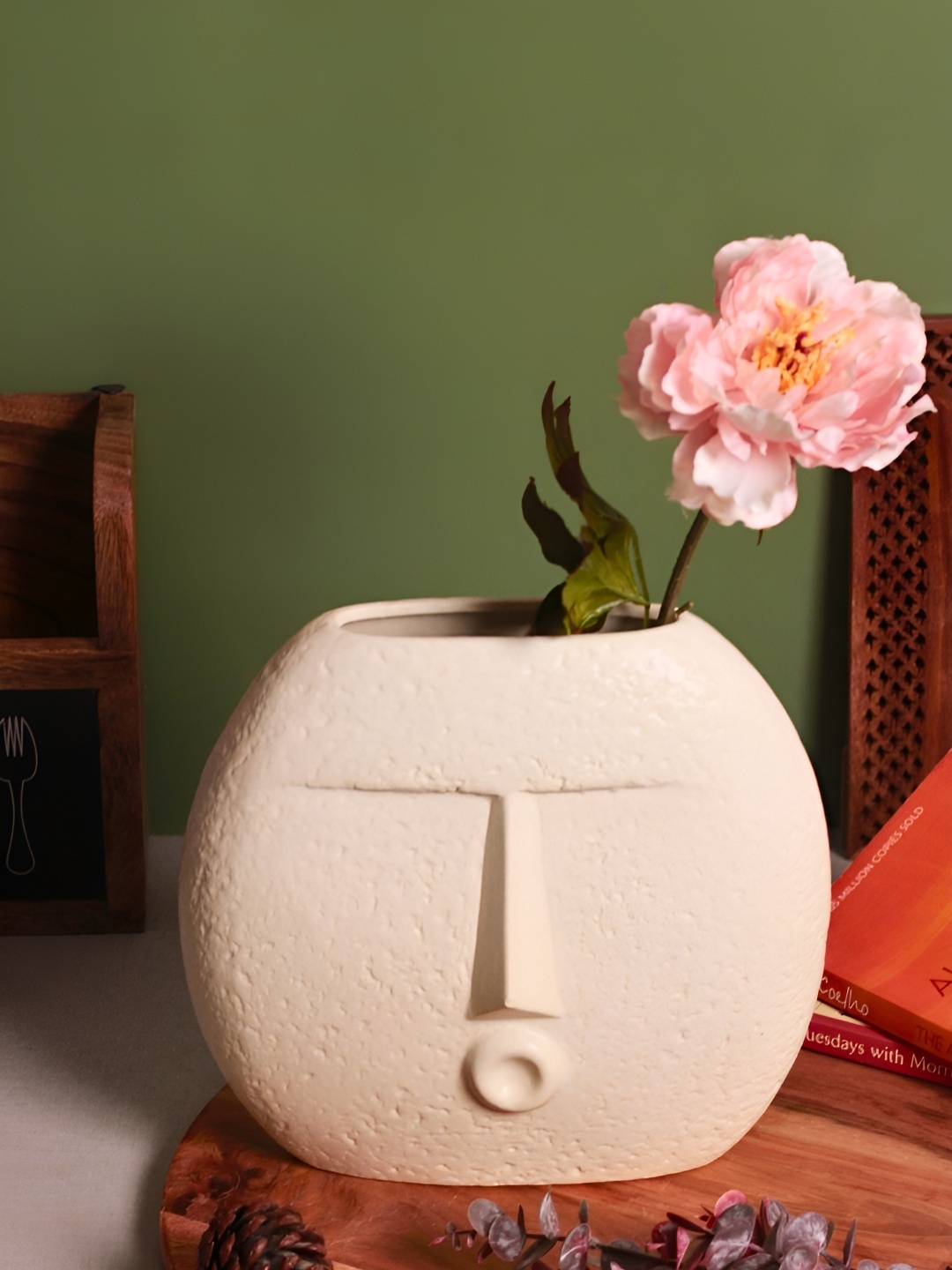 

WEAVING HOMES Off-White Ceramic Glossy Vase