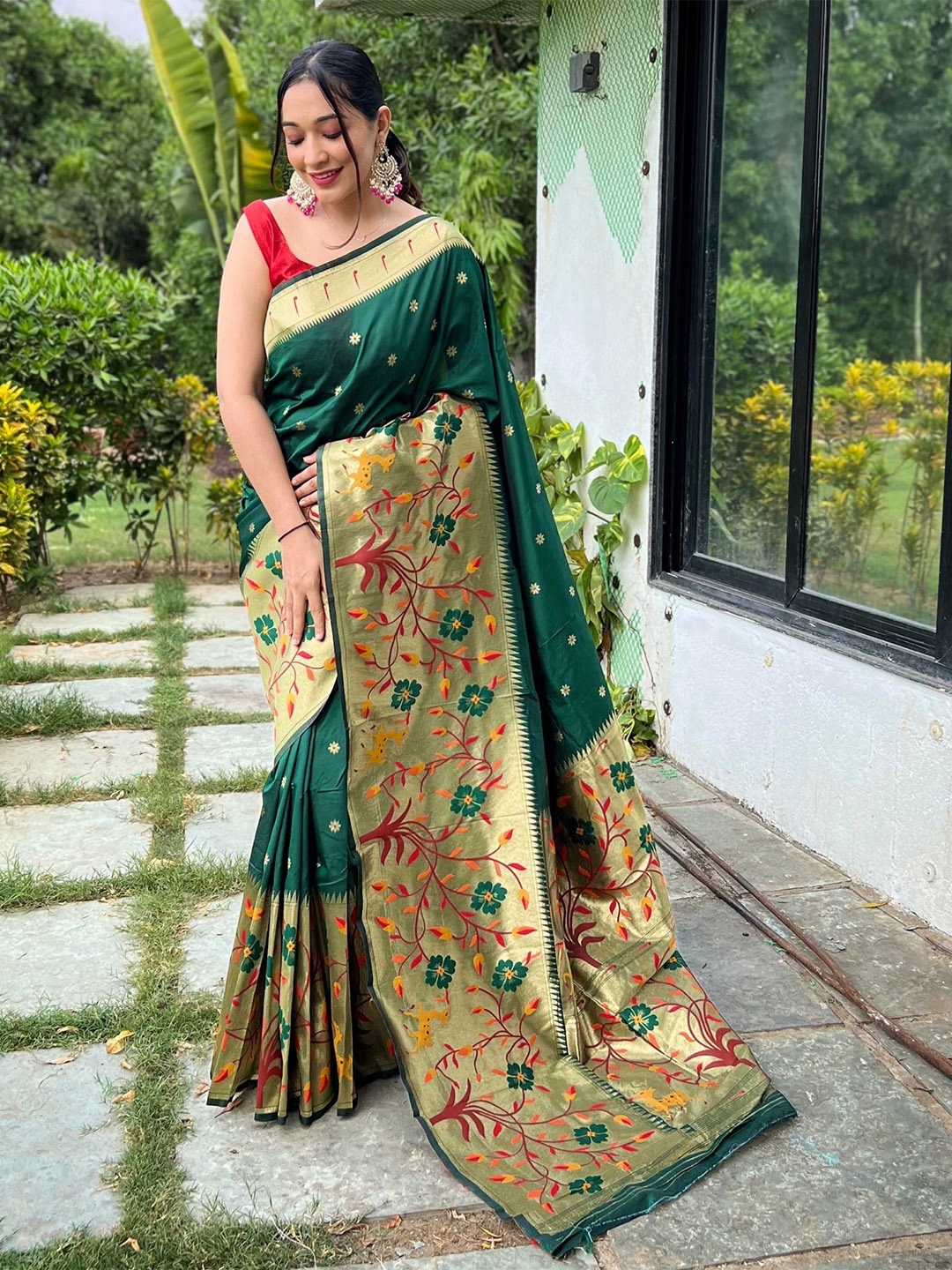 

Mitera Ethnic Motifs Woven Design Zari Paithani Saree, Green